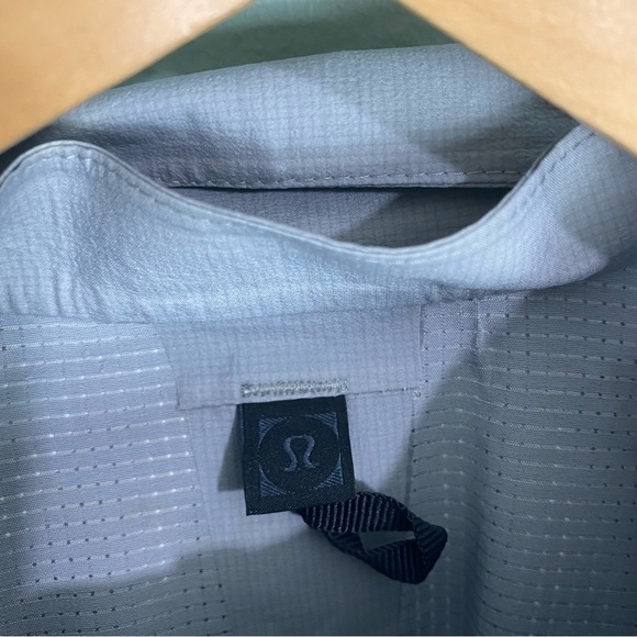 Lululemon Lab Kosaten Shell Jacket Gray XS Hooded W4BINS - Picture 4 of 9